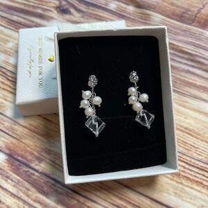 UMNAUO Silver Pearl Cluster Geometric‎ Crystal Drop Dangle Earrings NIB
